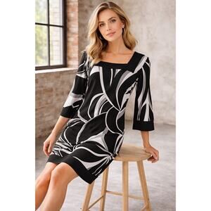 White House Black Market Dress Small Black White Abstract Print 3/4 Sleeve Knee
